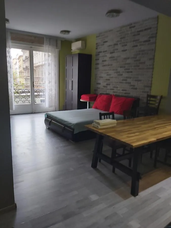 Apartment 市中心民宿 Hungary
